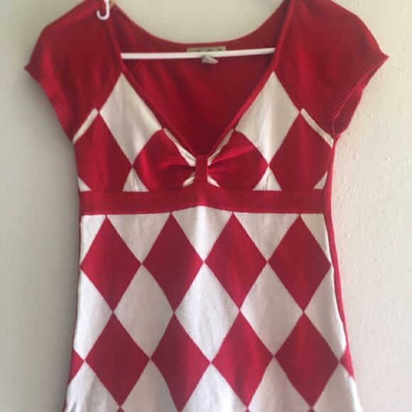 Vintage 90s Forever 21 Cherry Red/White Argyle V-Neck Top - Picture 2 of 7